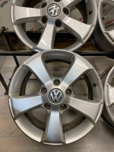 Литье Оригинал Фольксваген R17	5*130 7,5J  ET50  ЦО 71,1