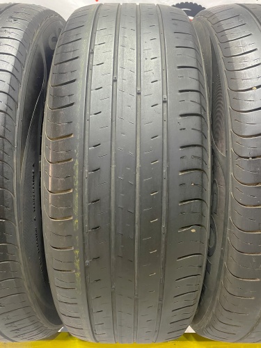 Kumho Solus SA01 KH32  R17	215/60