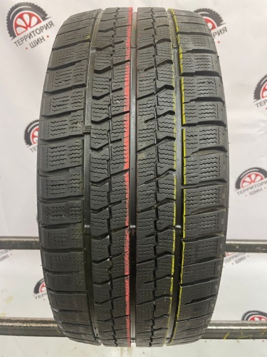 Goodyear UltraGrip Ice Navi Zea 2 215/45 R17 87Q