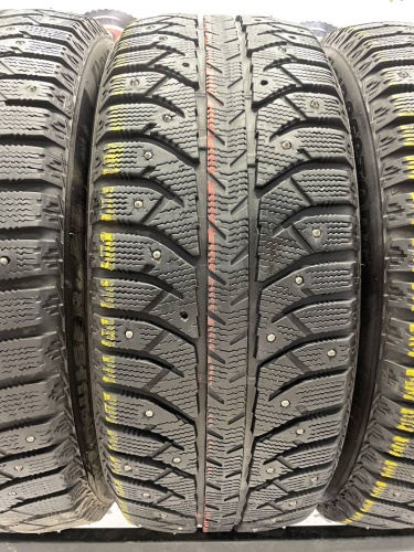 Bridgestone Ice Cruiser 7000S  R16 205/55