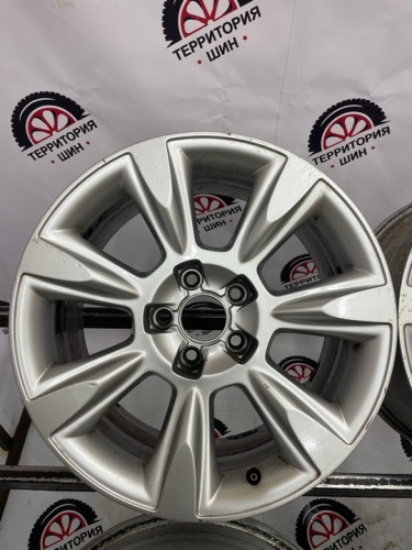 Литье Ауди 5*112 d66.5 et26 8j R17