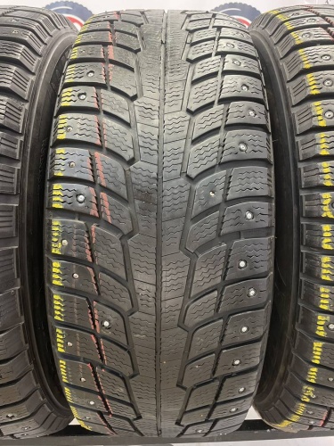 Michelin Latitude X-Ice North R17	235/60
