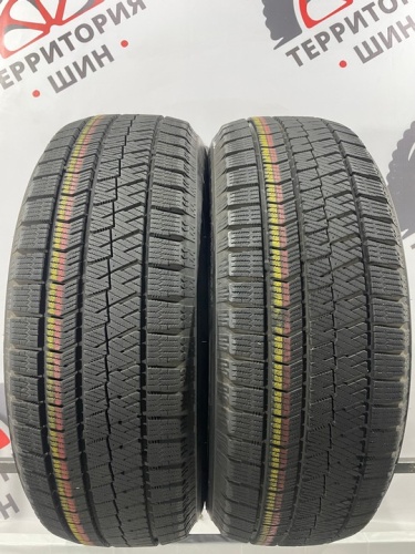Bridgestone Blizzak VRX2 R17 215/60
