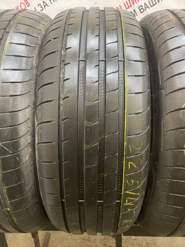 GoodYear Eagle F1 Assymetric 3 R19 225/45 96W