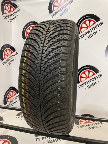 Goodyear Vector4Seasons R17 205/55
