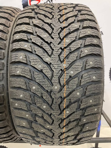Nokian Tyres Hakkapelitta 9 R18 275/40