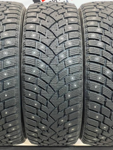 Zeta Antarctica Sport R20 245/45