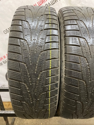 Kumho iZen KW31 R16 215/70 100R