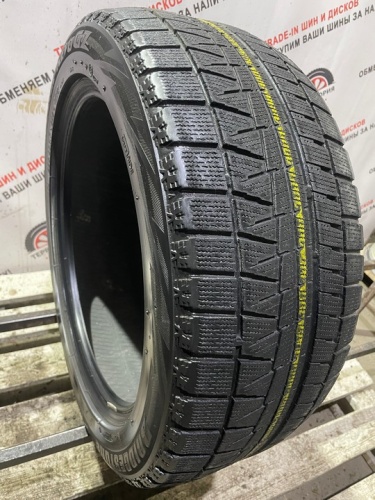 Bridgestone Blizzak Revo GZ R17 225/50