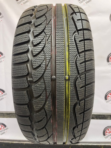 Kumho i*zenxw KW17 R17 225/45  91V