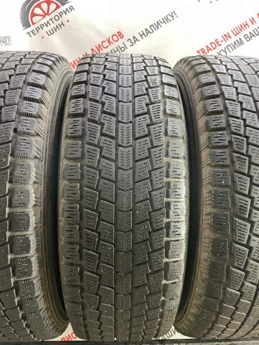 Hankook DynaPro I*Cept R16 215/70