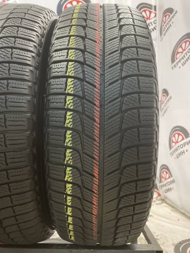 Michelin X-Ice 3 R16 215/60