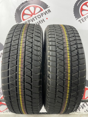 Bridgestone Blizzak DM-V3 R18 235/65