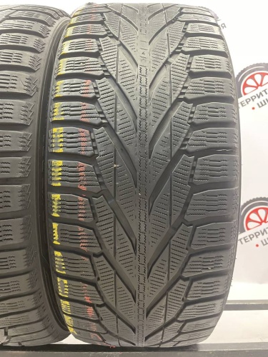 Nokian Tyres Hakkapeliitta R2 Suv 255/45 R20
